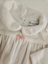 Cargar imagen en el visor de la galería, Ralph Lauren • Super Soft Velour Sleeper
