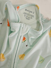 Charger l'image dans la galerie, Belan. J • Fruit Print Bamboo Sleeper
