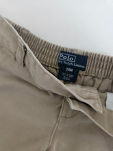 Charger l'image dans la galerie, Ralph Lauren • Tan Khaki Shorts

