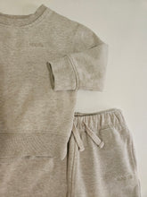 Cargar imagen en el visor de la galería, ROOTS • Oat Jogger Set
