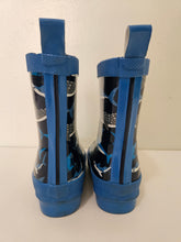Load image into Gallery viewer, Hatley • Shark Rainboots 5C
