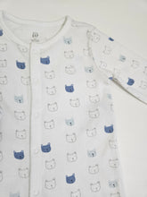 Cargar imagen en el visor de la galería, Baby Gap • Bear Print Sleeper
