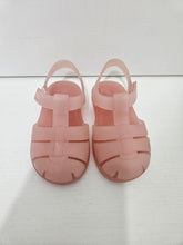 Cargar imagen en el visor de la galería, Zara • Jelly Sandals 4C
