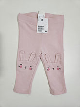 Charger l'image dans la galerie, H&amp;M • Bunny Leggings NWT
