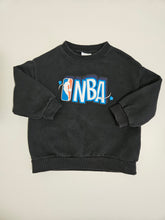 Cargar imagen en el visor de la galería, Zara • NBA Crewneck
