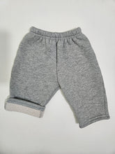 Cargar imagen en el visor de la galería, Zara • Sherpa Lined Joggers
