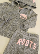 Charger l'image dans la galerie, ROOTS • Salt &amp; Pepper Jogger Set
