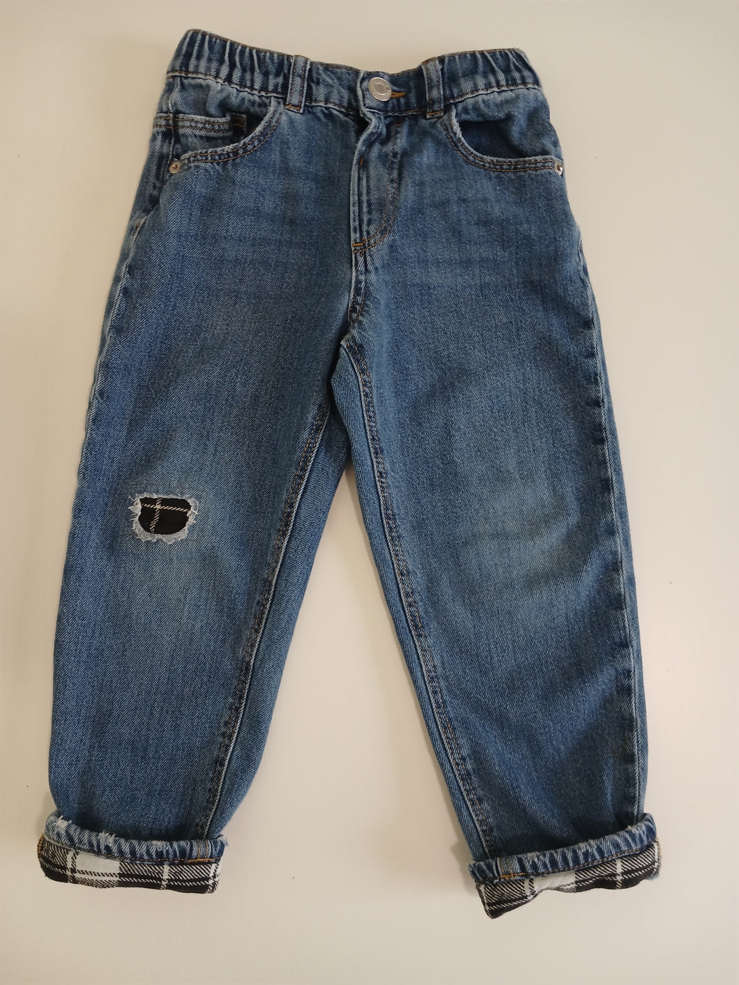 <b>Zara</b> Loose Plaid Rolled Knee Patched Jeans