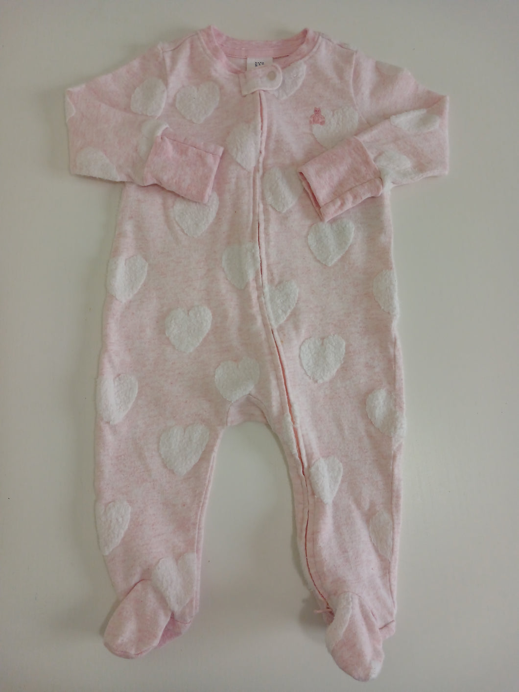 <b>Baby Gap</b> Fluffy Heart Sleeper