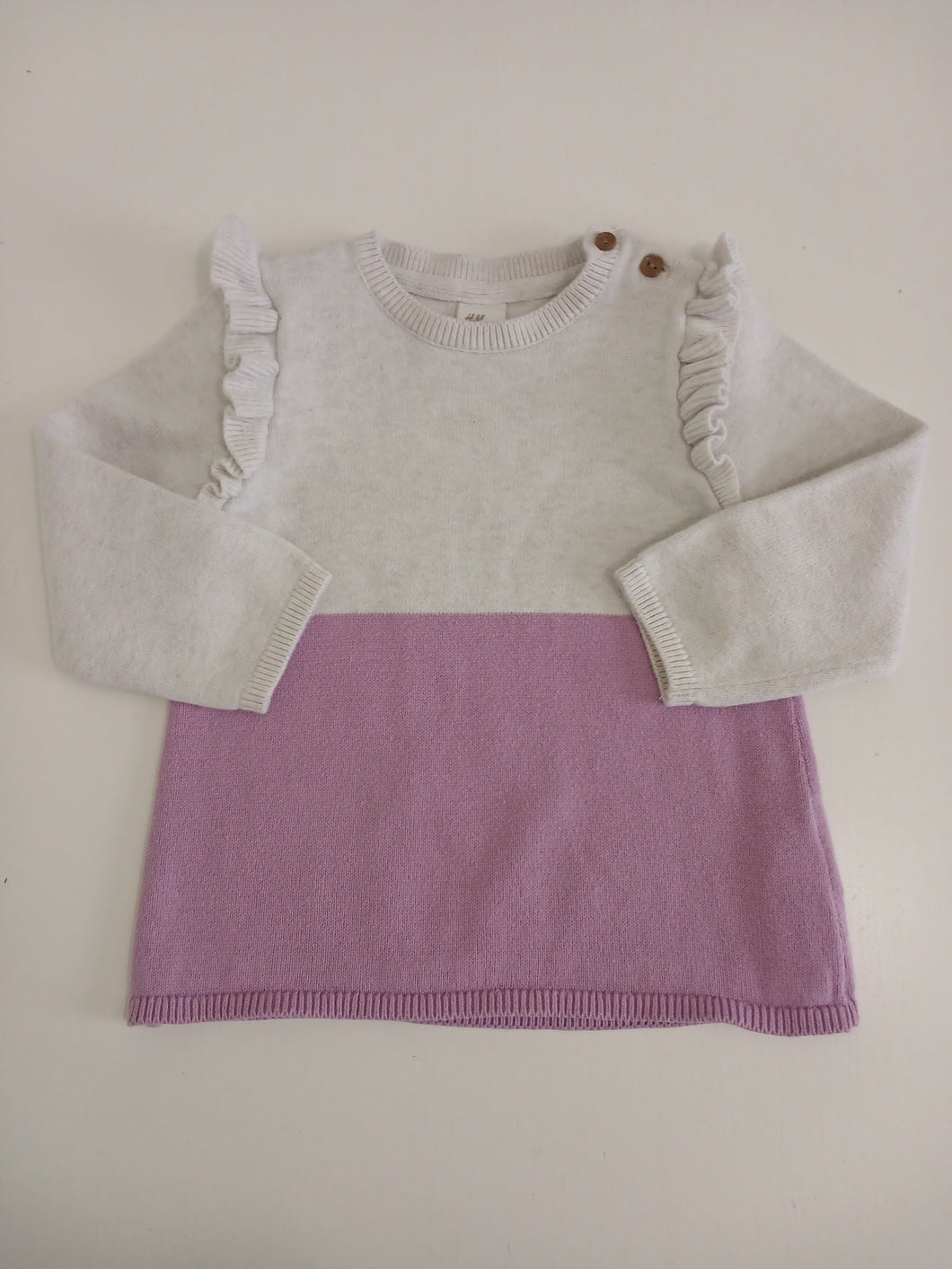 <b>H&M</b> Duo Color Frilly Sleeve Knit Pullover