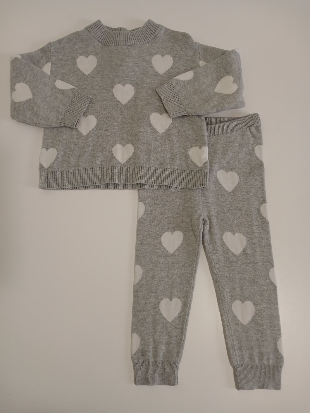 <b>Baby Gap</b> Heart Knit Set