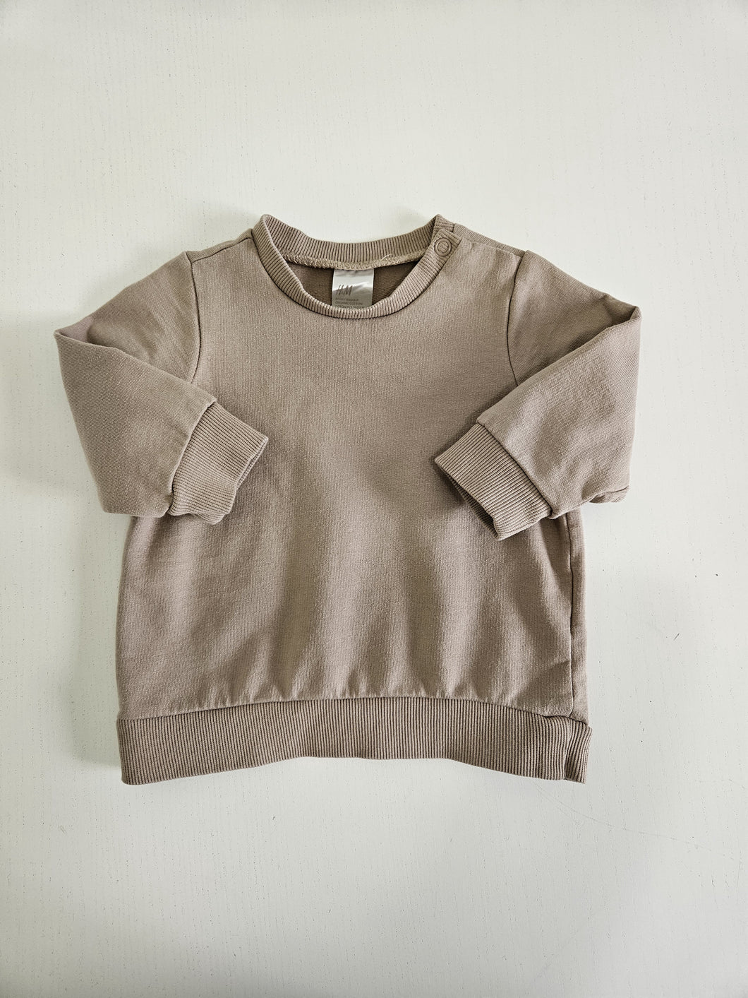 H&M • Sand Pullover Sweater