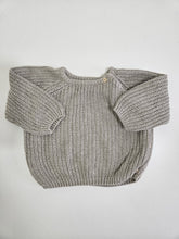 Charger l'image dans la galerie, H&amp;M • Wheat Knit Sweater
