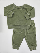 Charger l'image dans la galerie, Baby Gap • Olive Jogger Set
