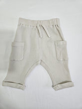 Load image into Gallery viewer, H&amp;M • Cream Waffle Lounge Pants
