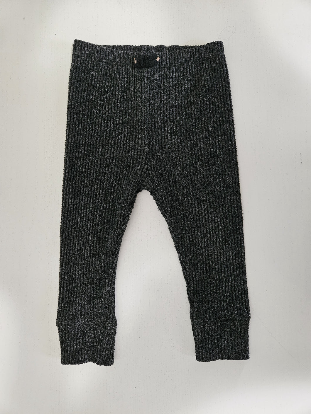 Zara • Ribbed Leggings