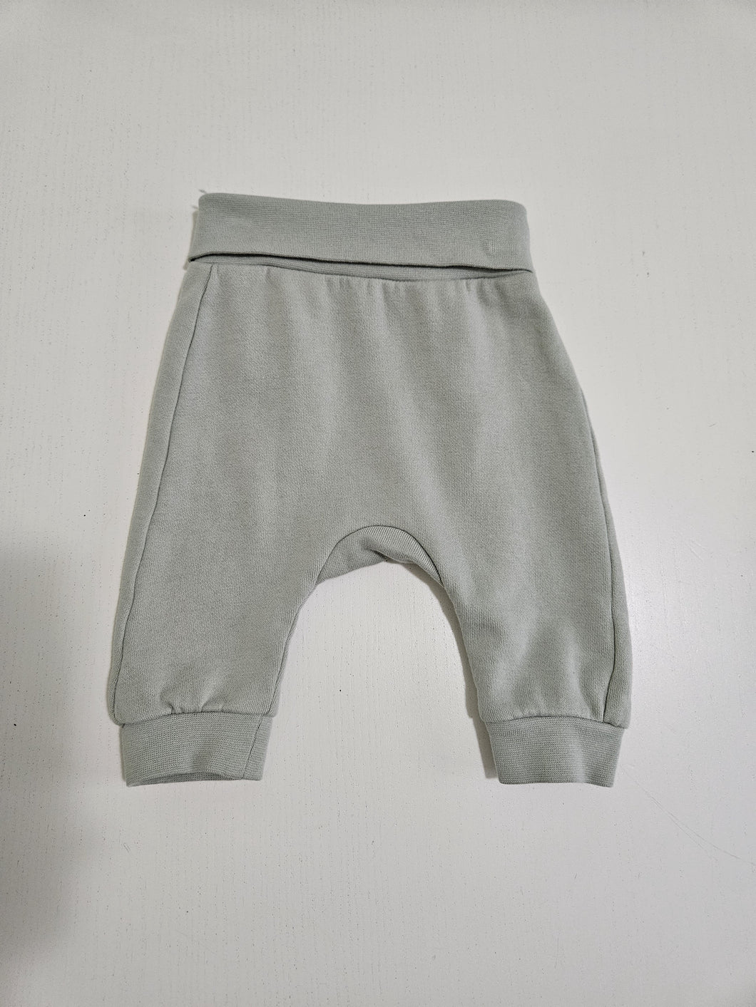 H&M • Green Tea Jogger Pants