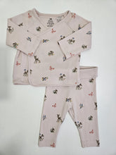 Load image into Gallery viewer, H&amp;M • Bambi Kimona Set
