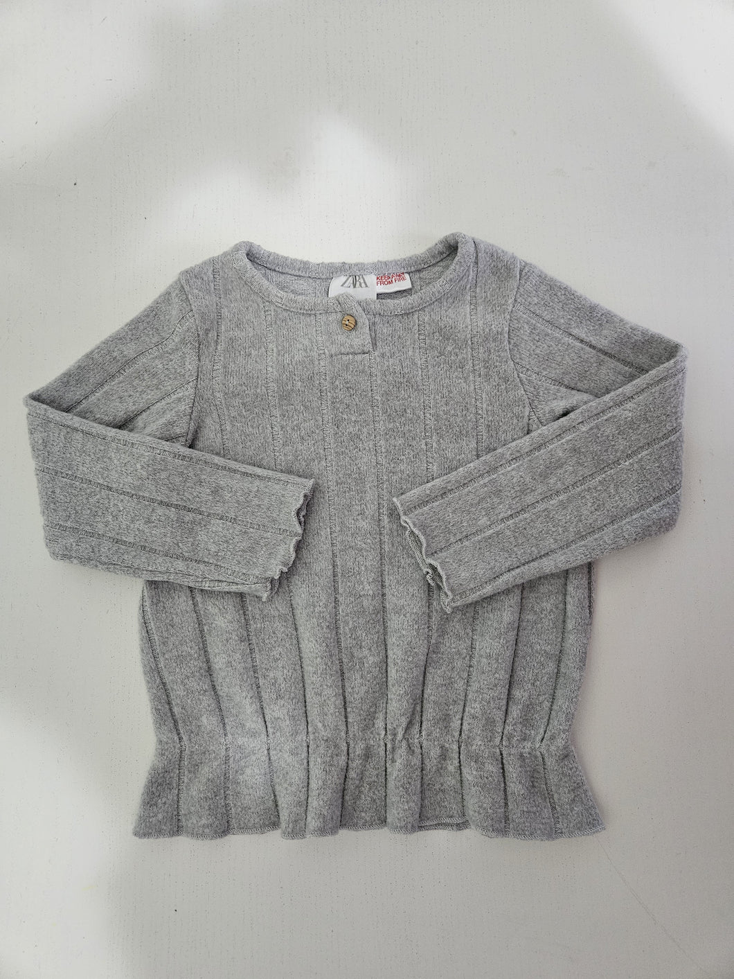 Zara • Frilly Ribbed Knit Shirt