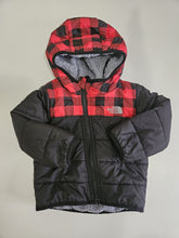 Cargar imagen en el visor de la galería, The North Face • Reversible Jacket
