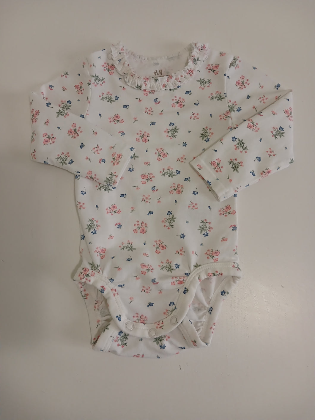 <b>H&M</b> Floral Print Bodysuit