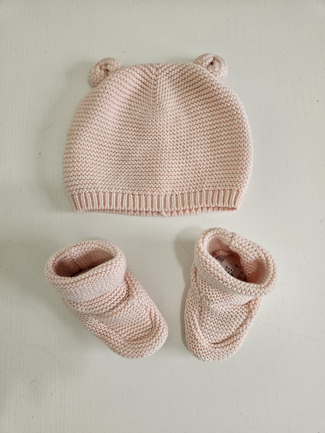 Baby Gap • Pink Bear Knit Hat & Booties