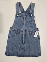 Cargar imagen en el visor de la galería, Old Navy •Floral Denim Dress NWT
