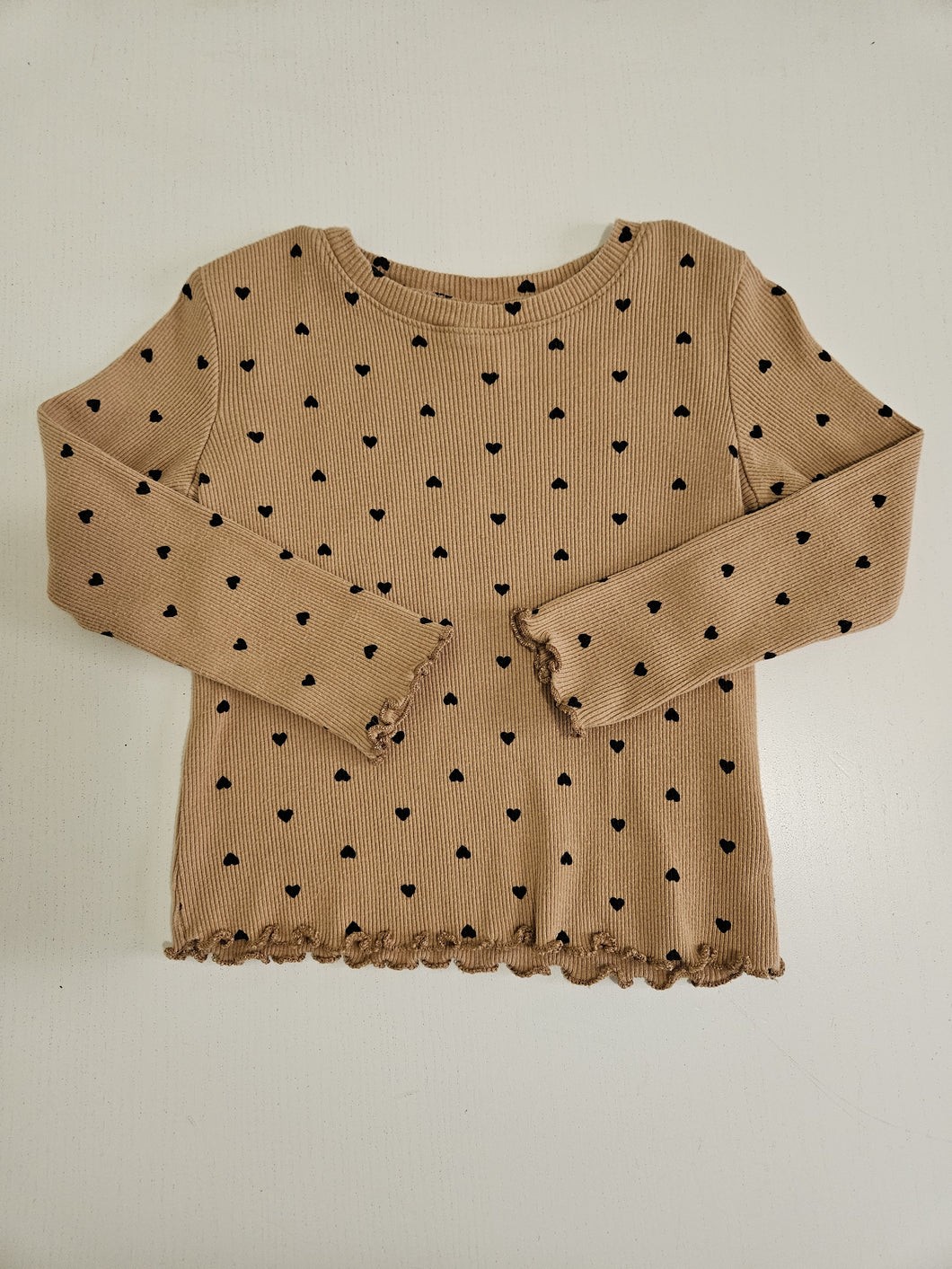 Baby Gap • Ribbed Heart Print Shirt