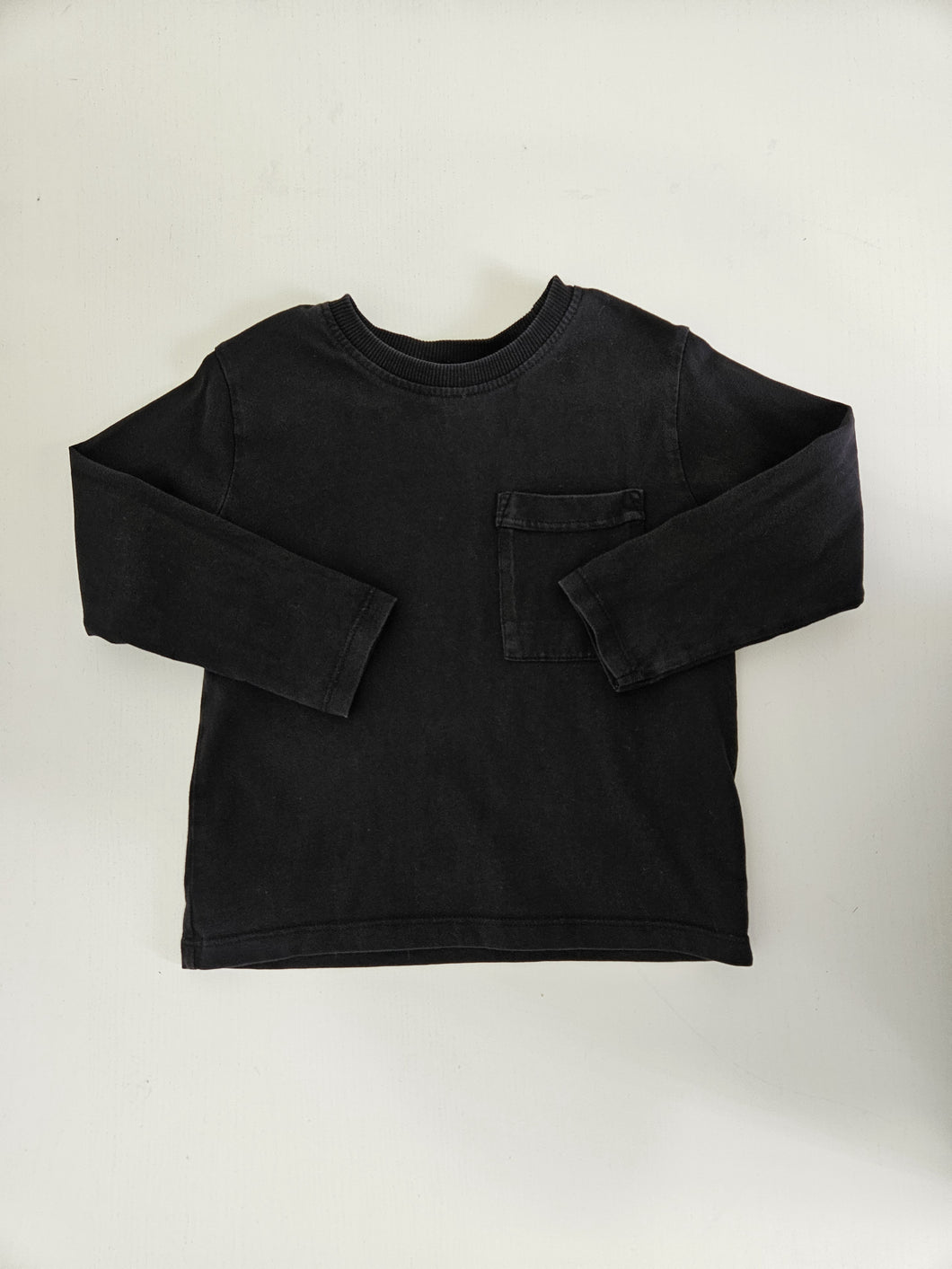 Zara • Solid Black Shirt