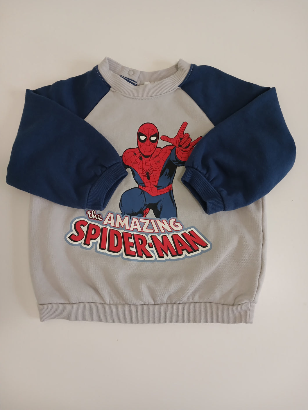 <b>H&M</b> The Amazing Spiderman Pullover Sweater