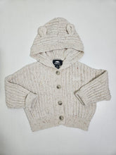 Cargar imagen en el visor de la galería, ROOTS  • Cream Speckle Knit Sweater
