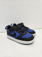 Load image into Gallery viewer, Nike • Court Borough Low Recraft Shoes 8C

