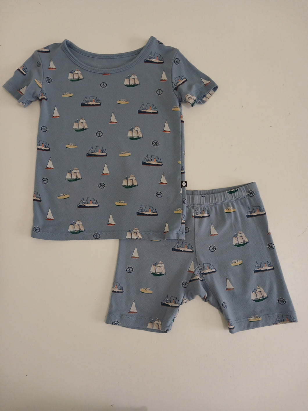 <b>Kyte Baby</b> Vintage Boat Bamboo Short Set