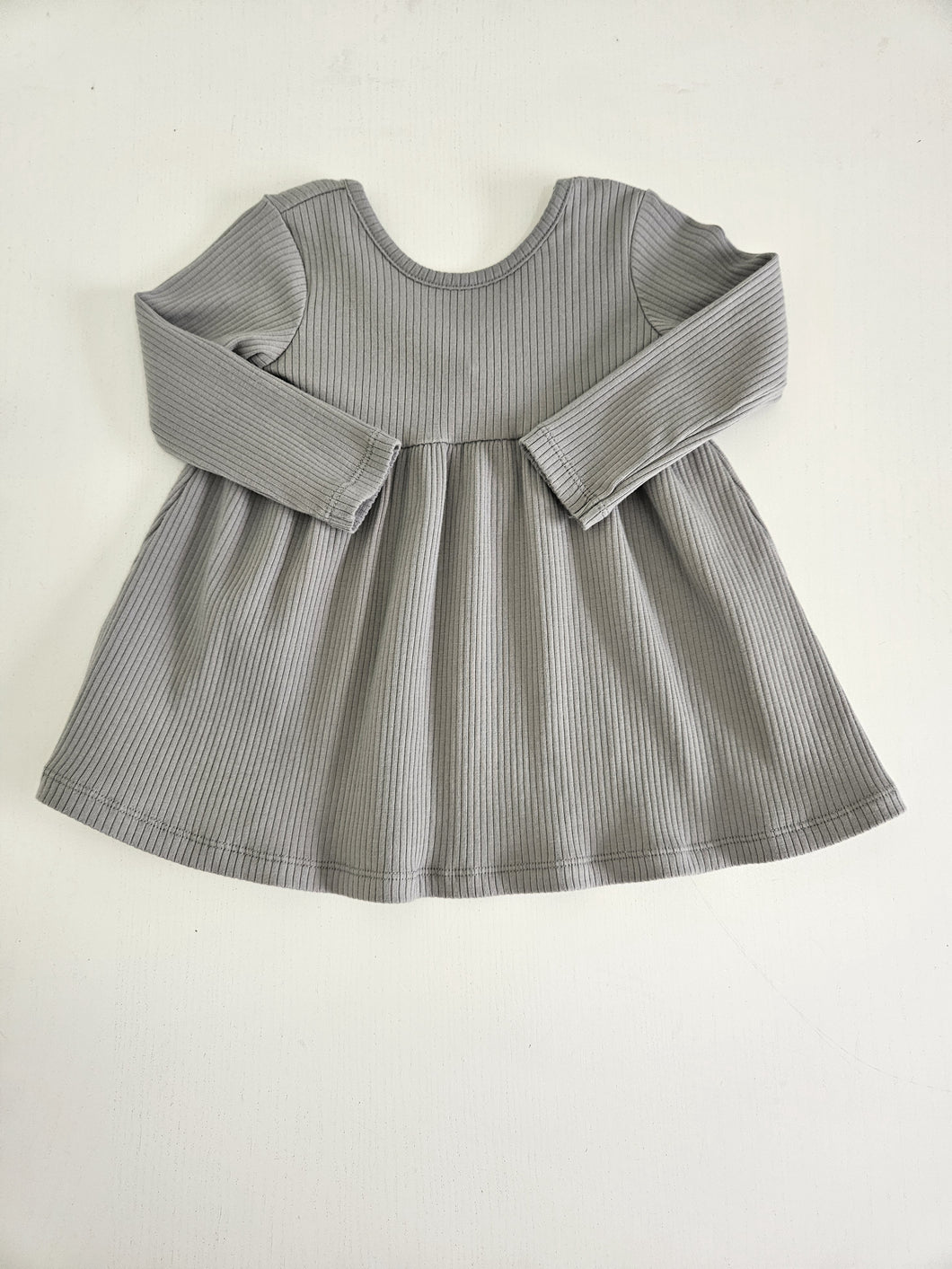 Quincy Mae • Ribbed Long Sleeve Dress