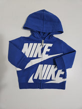 Cargar imagen en el visor de la galería, Nike • Zip Logo Sweater
