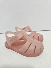 Cargar imagen en el visor de la galería, Zara • Jelly Sandals 4C

